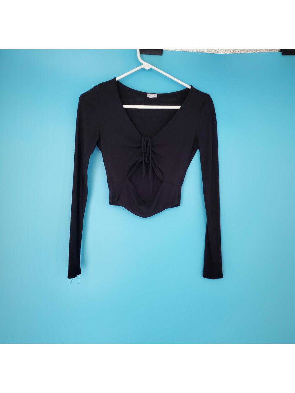 Garage Top Size Small Black Cropped Long Sleeve Ribbed